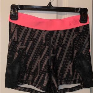 Nike Pro Hypercool Shorts (BRAND NEW WITH TAGS)